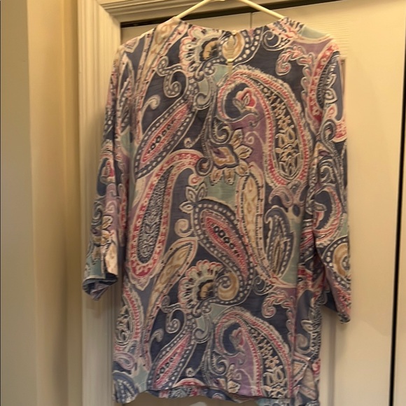 Paisley Print Women's xl Top with Lace Detail - Picture 4 of 4